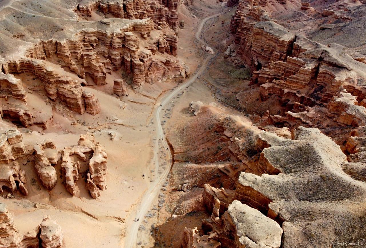 Charyn Canyon